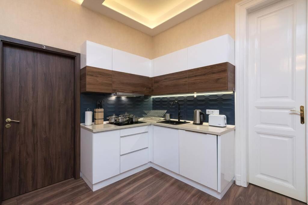 Contemporary Hidden Gem Art-Deco Residence 布达佩斯 外观 照片