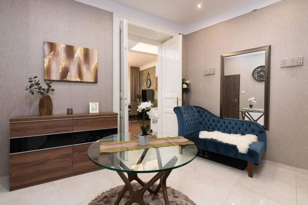 Contemporary Hidden Gem Art-Deco Residence 布达佩斯 外观 照片