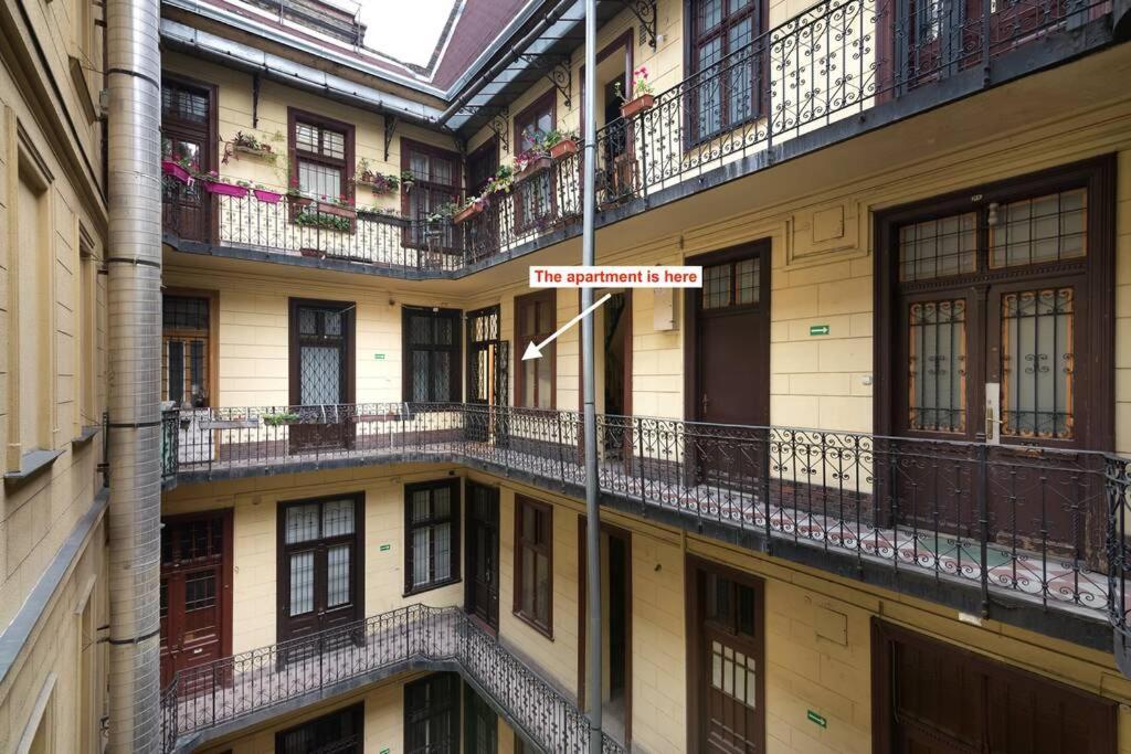 Contemporary Hidden Gem Art-Deco Residence 布达佩斯 外观 照片